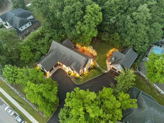 515 Hamilton Dr. Hamilton On L9g 2a9