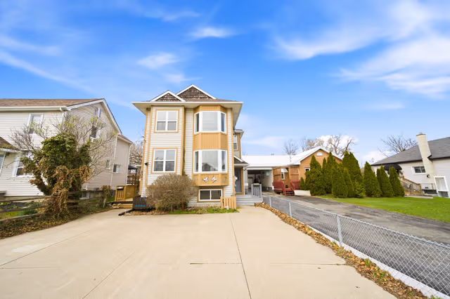 233B Vine St. St Catharines On L2m 4s9