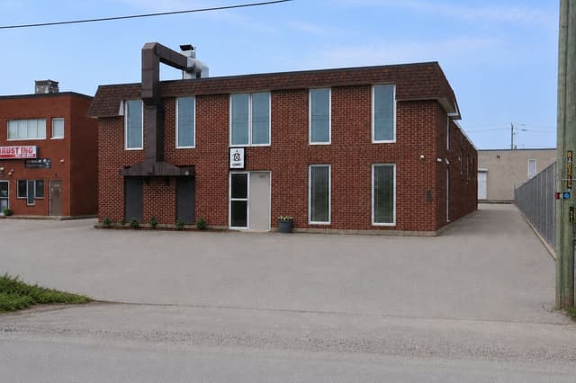 1021 Industry St. Oakville On L6j 2x3
