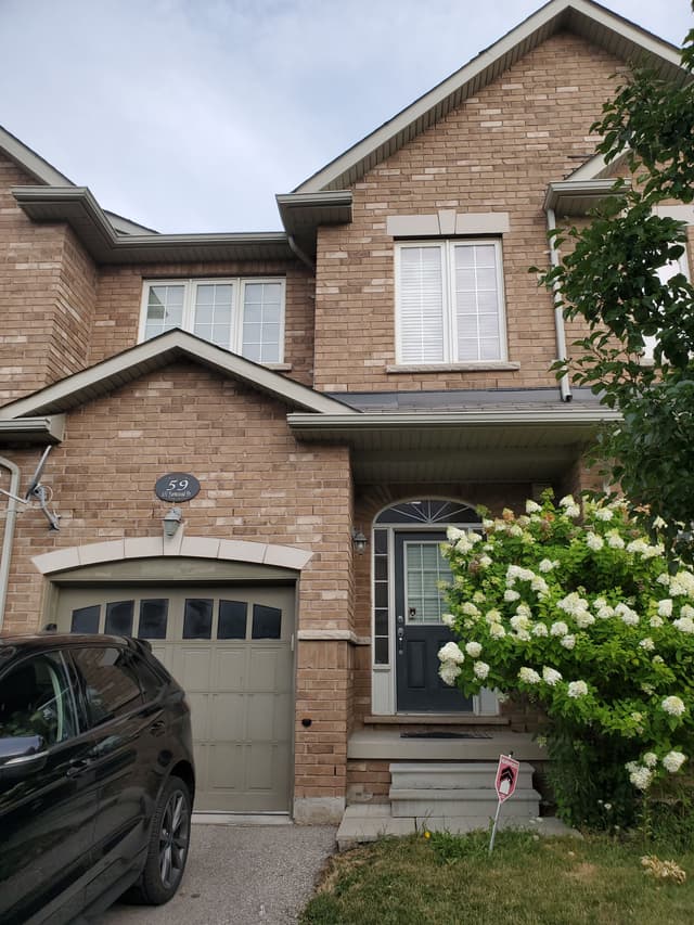 651 Farmstead Dr. 59 Milton On L9t 7w2