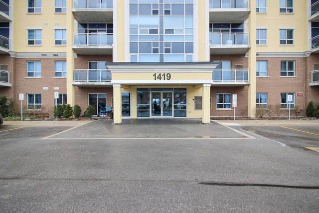 1419 Costigan Rd. 308 Milton On L9t 2l4