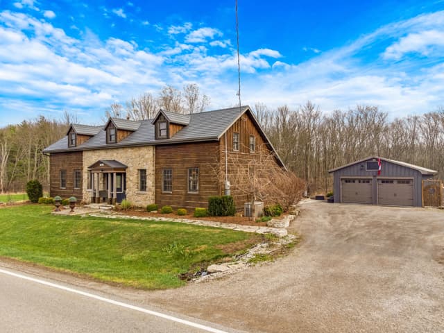 3612 Indian Trail Hamilton On N3t 5m1