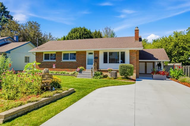 33 Nickerson Ave. St Catharines On L2n 3m5
