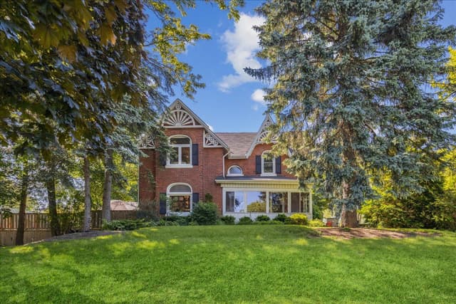 585 Dundas St. E Hamilton On L8b 0g7
