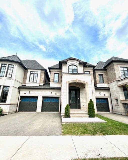 1305 Merton Rd. Oakville On L6m 5l8
