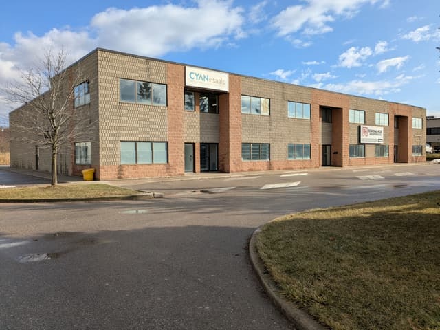 62 Plant Farm Blvd. Brantford On N3s 7w3
