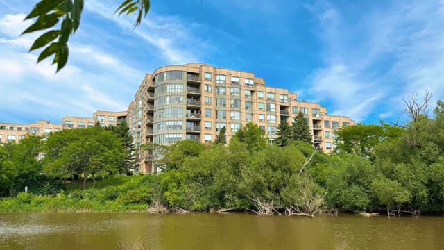 2511 Lakeshore Rd. W 109 Oakville On L6l 6l9