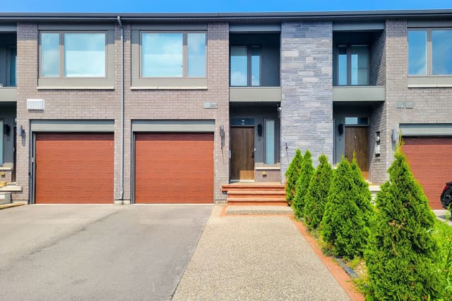 8 Bedrock Dr. Hamilton On L8j 0k6