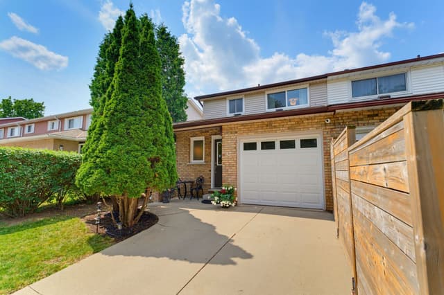 32 Silvervine Dr. Hamilton On L8j 1k2