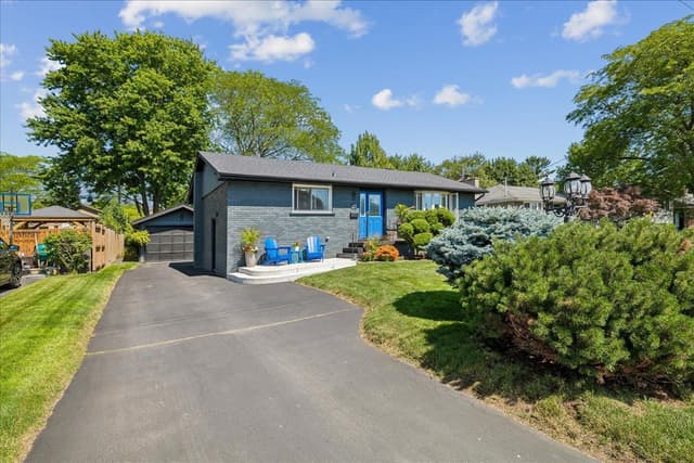 275 Kent Cres. Burlington On L7l 4t2