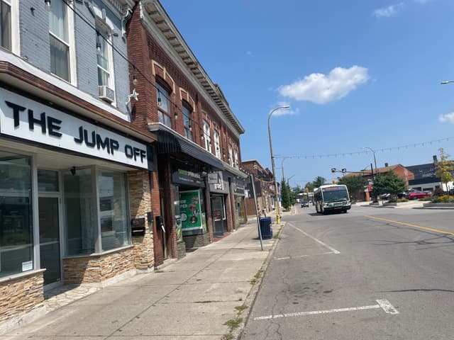 405 St.paul St. St Catharines On L2r 3n1