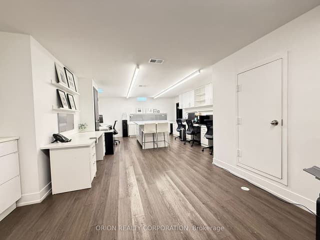 1149 Lakeshore Rd. E L1 Mississauga On L5e 1e8