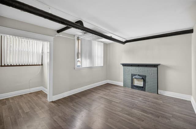 109 Balsam Ave. S 2 Hamilton On L8m 3b2