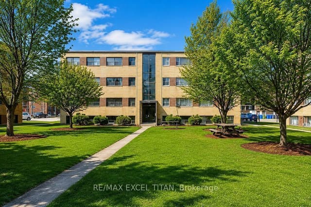 799 Robinson St. 1 Burlington On L7r 2l4