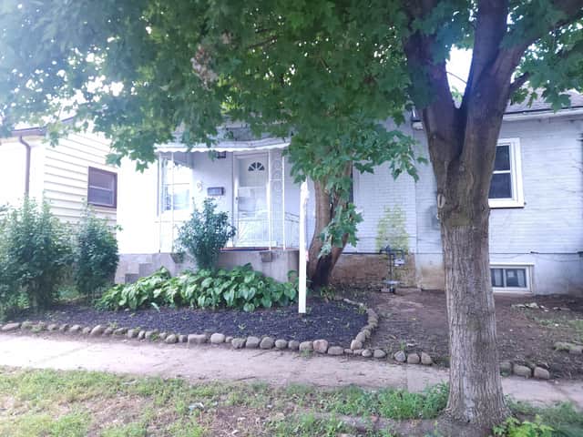9 Woodland Ave. St Catharines On L2r 5a1
