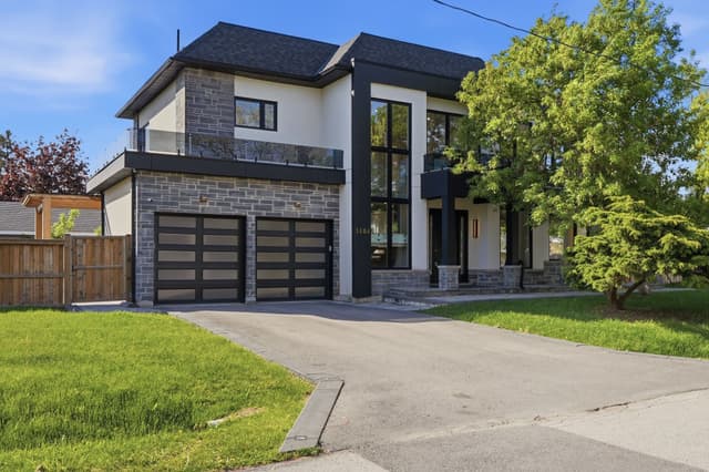 1404 Wren Ave. Oakville On L6l 2v6