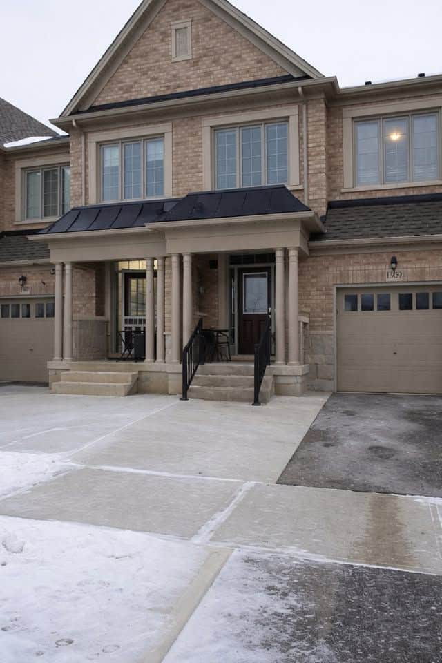 1309 Restivo Ln. Lower Unit Milton On L9e 1j9