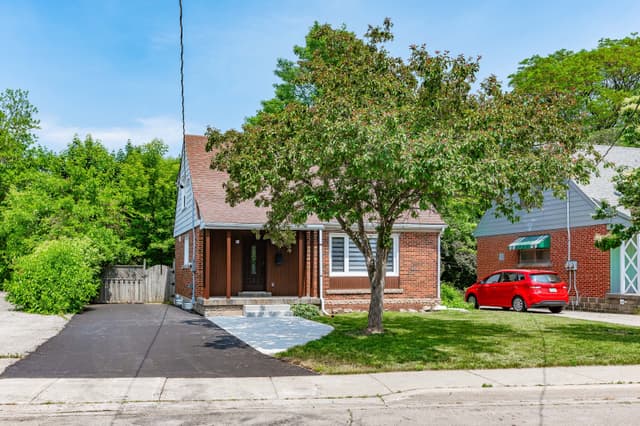723 Hager Ave. Burlington On L7s 1r2
