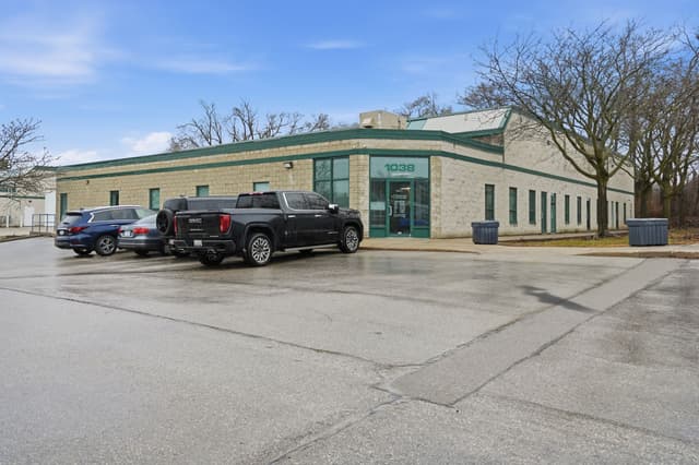 1038 Cooke Blvd. 3 Burlington On L7t 4a8
