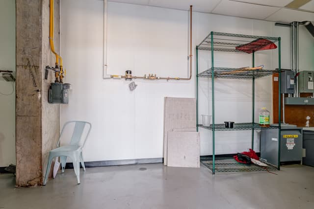 5220 Dundas St. 3 Burlington On L7l 0j4