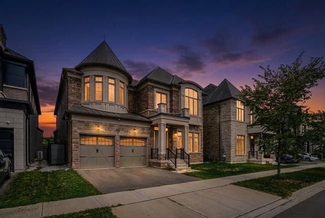 2359 Saw Whet Blvd. Oakville On L6m 5m8