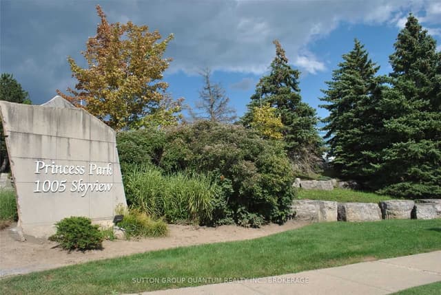 1005 Skyview Dr. 202 Burlington On L7p 5b1