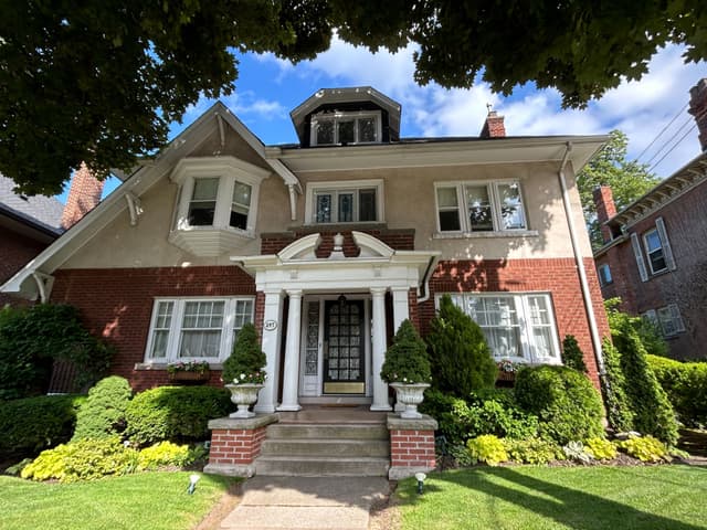 247 Macnab St. S Hamilton On L8p 3e2