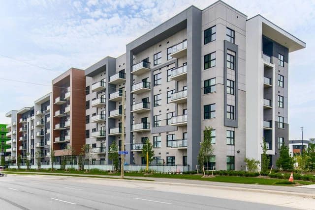 128 Grovewood Common 609 Oakville On L6h 0x3