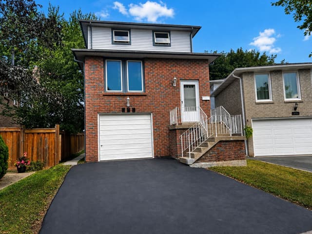 569 Hayward Cres. Milton On L9t 4t8