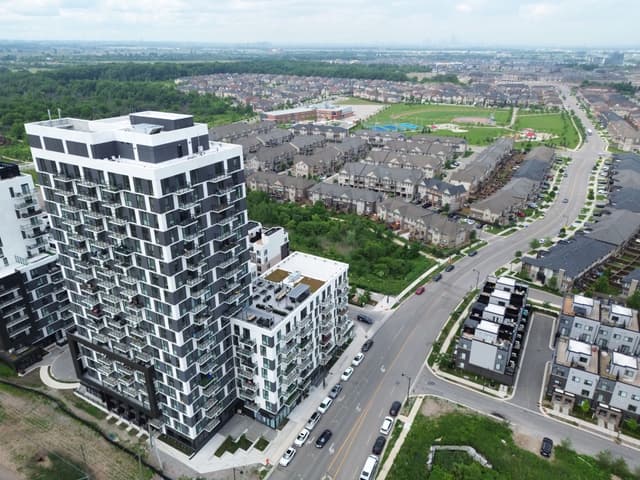 335 Wheat Boom Dr. 2002 Oakville On L6h 7y1