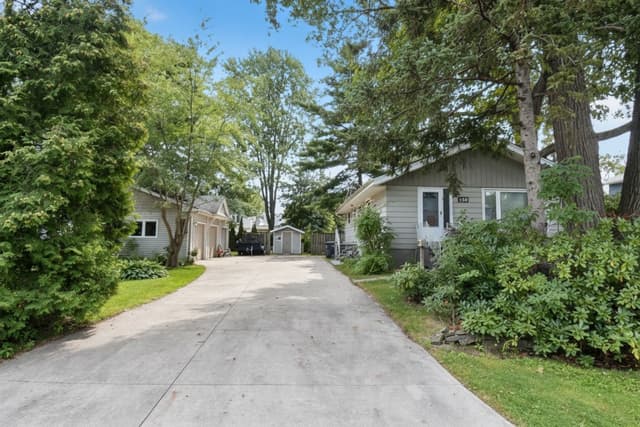 120 Eaglewood Blvd. Mississauga On L5g 1v7