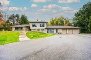 12 Westgate Blvd. King On L7b 1j9