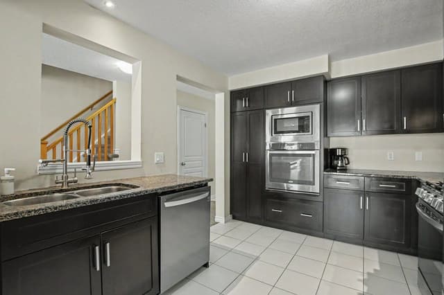 46 Jeffrey Dr. Guelph On N1e 0m4