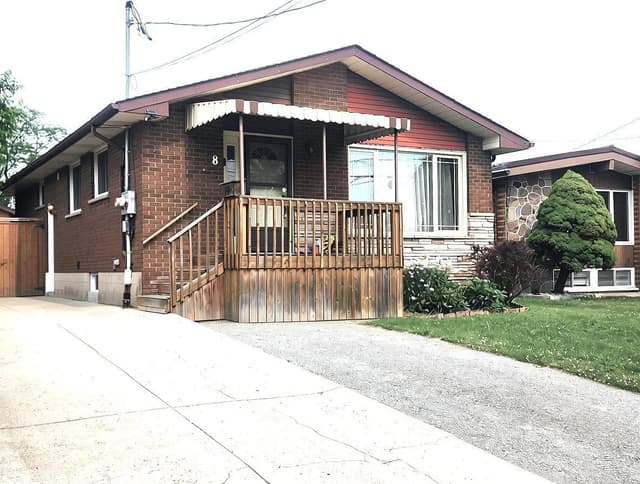 18 Greeningdon Dr. Lower Hamilton On L9a 3a7