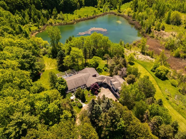 2360 8 Side Rd. Burlington On L7p 0m7
