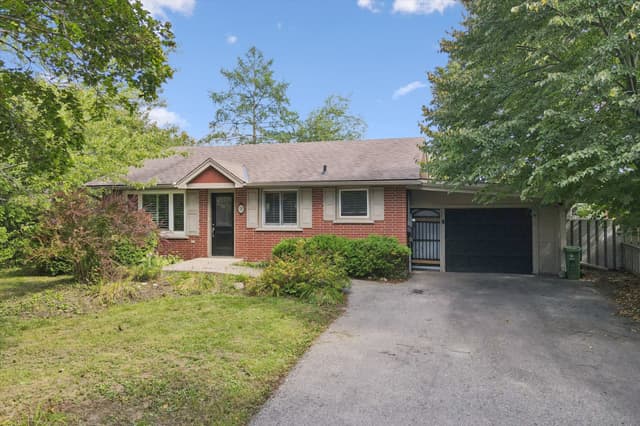 10 Picadilly Pl. Guelph On N1g 2p9