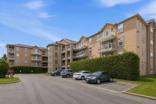 1460 Bishops Gate 203 Oakville On L6m 4n5