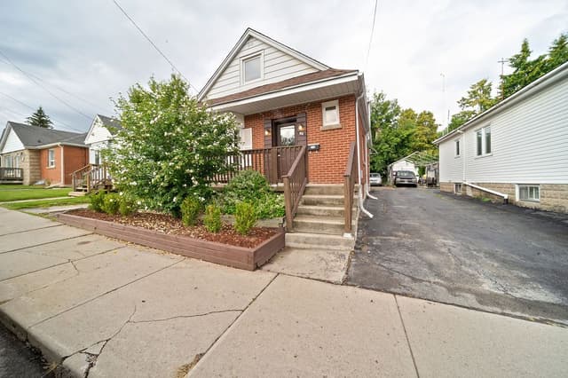 82 Whitney Ave. Hamilton On L8s 2g5
