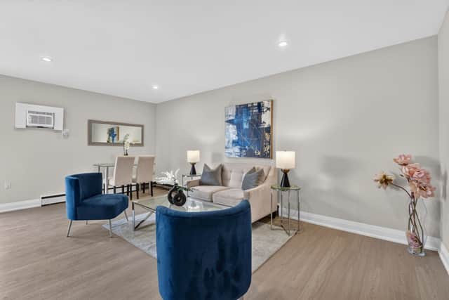 426 Queenston St. 33 St Catharines On L2p 2y2