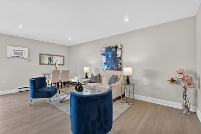 426 Queenston St. 33 St Catharines On L2p 2y2