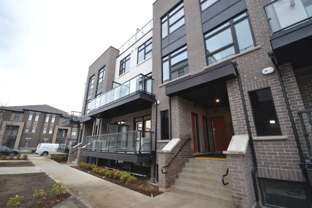 1573 Rose Way 107 Milton On L9e 1n4