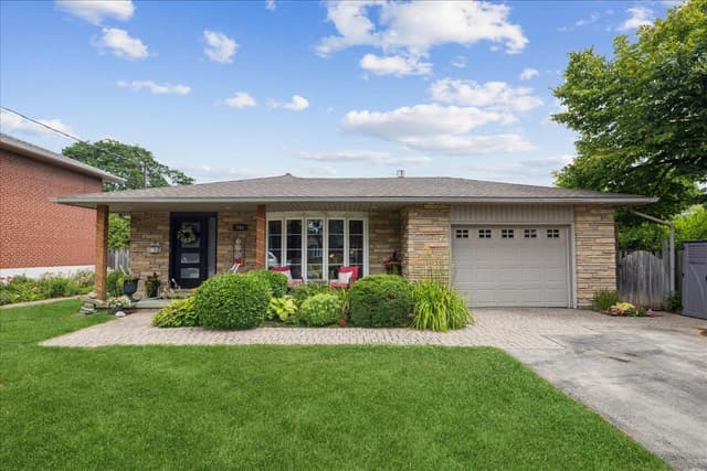 755 Parker Cres. Burlington On L7r 3a5