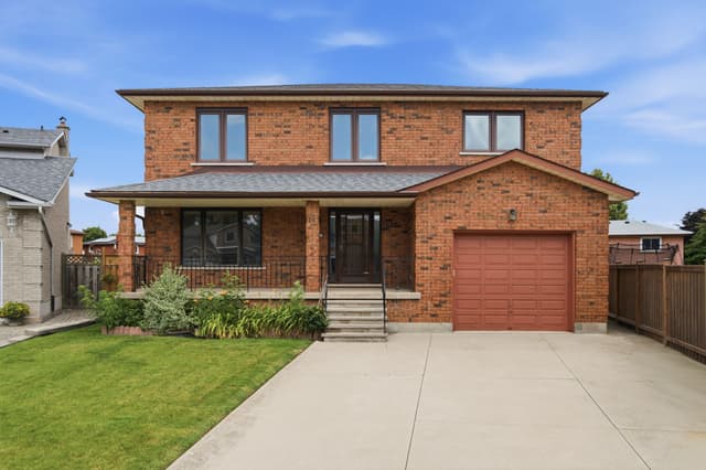 18 Marcel Pl. Hamilton On L9b 1w3