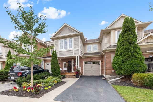 2495 Wooden Hill Circle Oakville On L6m 4e3