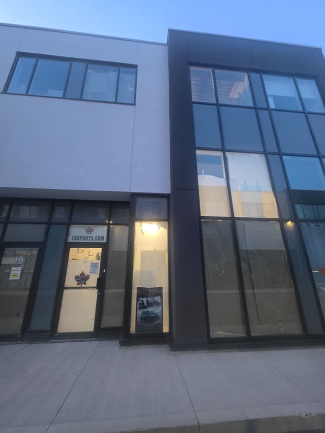 5270 Solar Dr. 9 Mississauga On L4w 0g7