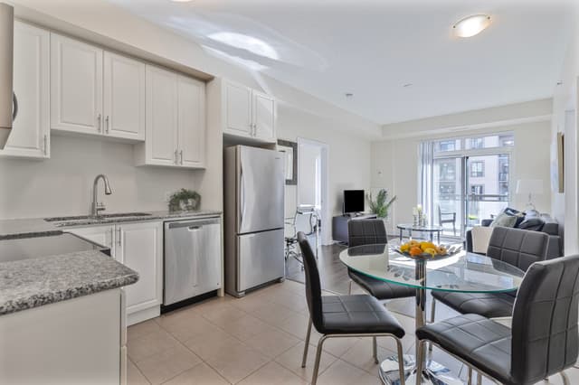 2486 Old Bronte Rd. 423 Oakville On L6m 4j2