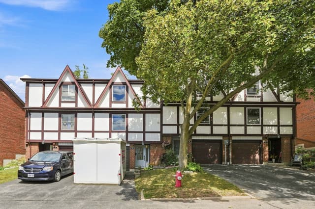 3 Burdock Ln. 33 Hamilton On L9h 6e9