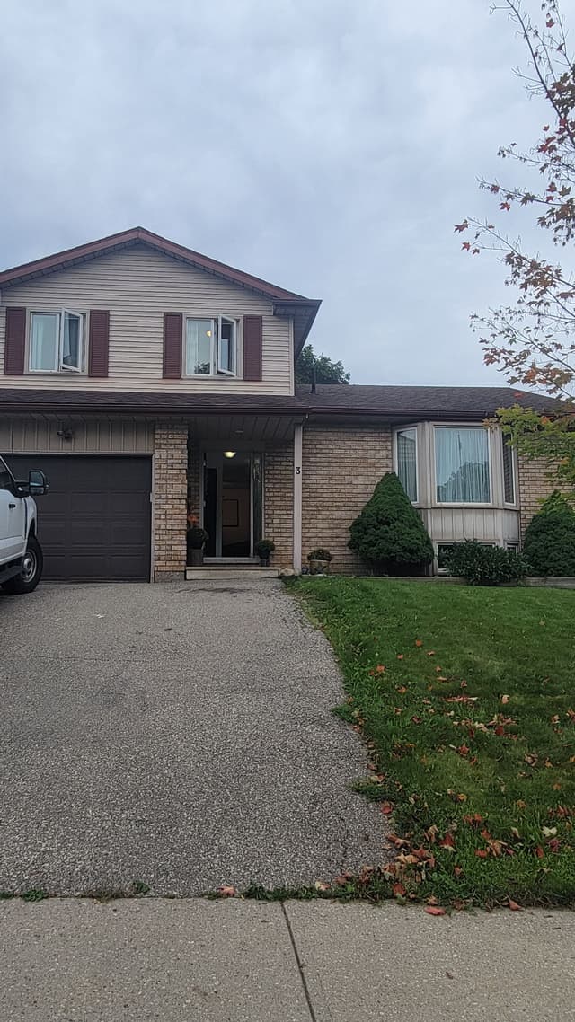 3 Dunhill Cres. N Guelph On N1h 8a3