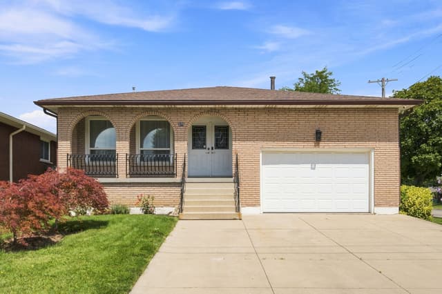377 Carson Dr. Hamilton On L8t 4t8