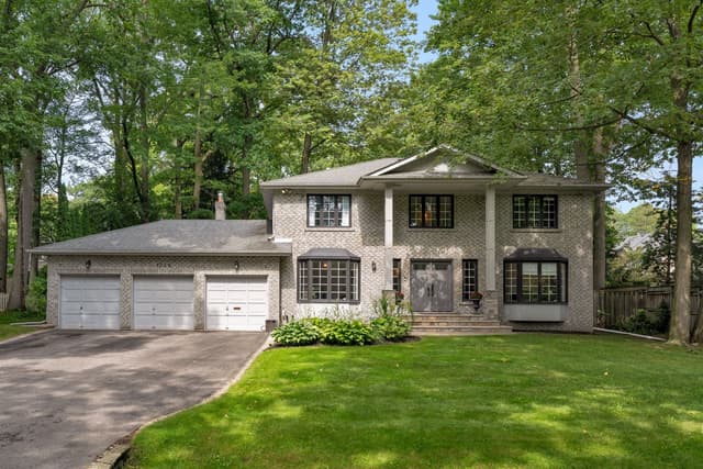 1349 Birchwood Heights Dr. Mississauga On L5g 2y3
